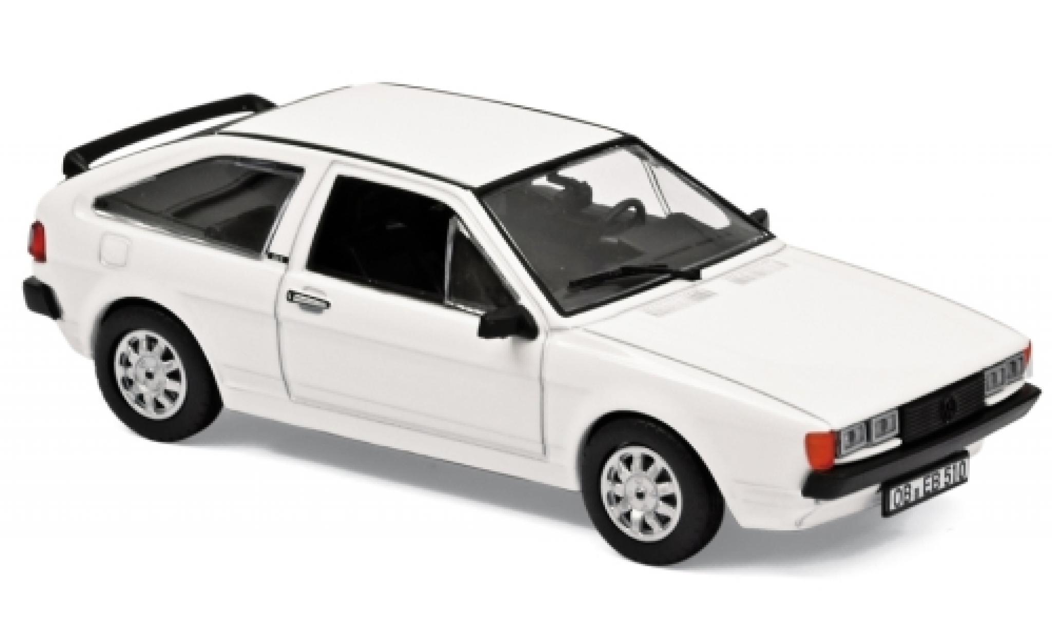 Volkswagen Scirocco 1/43 Norev II GT bianco 1981 modellino in miniatura