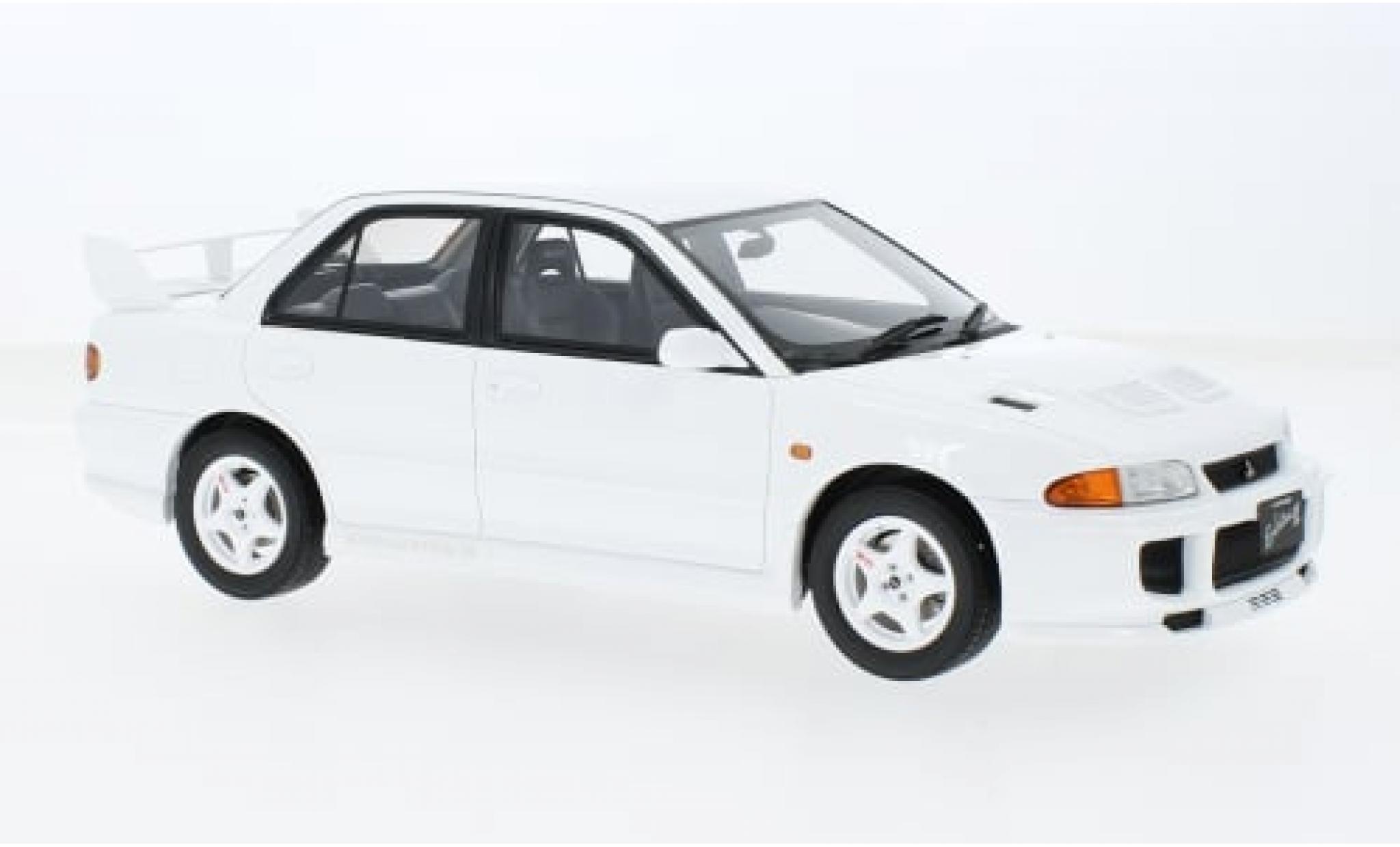 Mitsubishi Lancer 1/18 Ottomobile EVO III weiss RHD 1995 1:18 modellino in miniatura