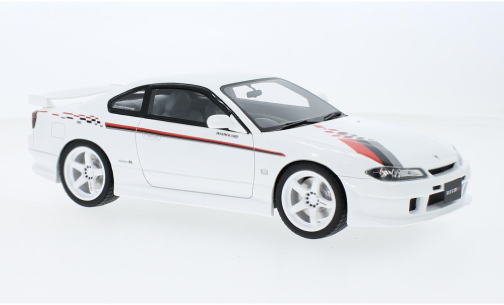 Nissan Silvia 1/18 Ottomobile (S15) Spec-R Nismo weiss RHD 2000 1:18 modellino in miniatura