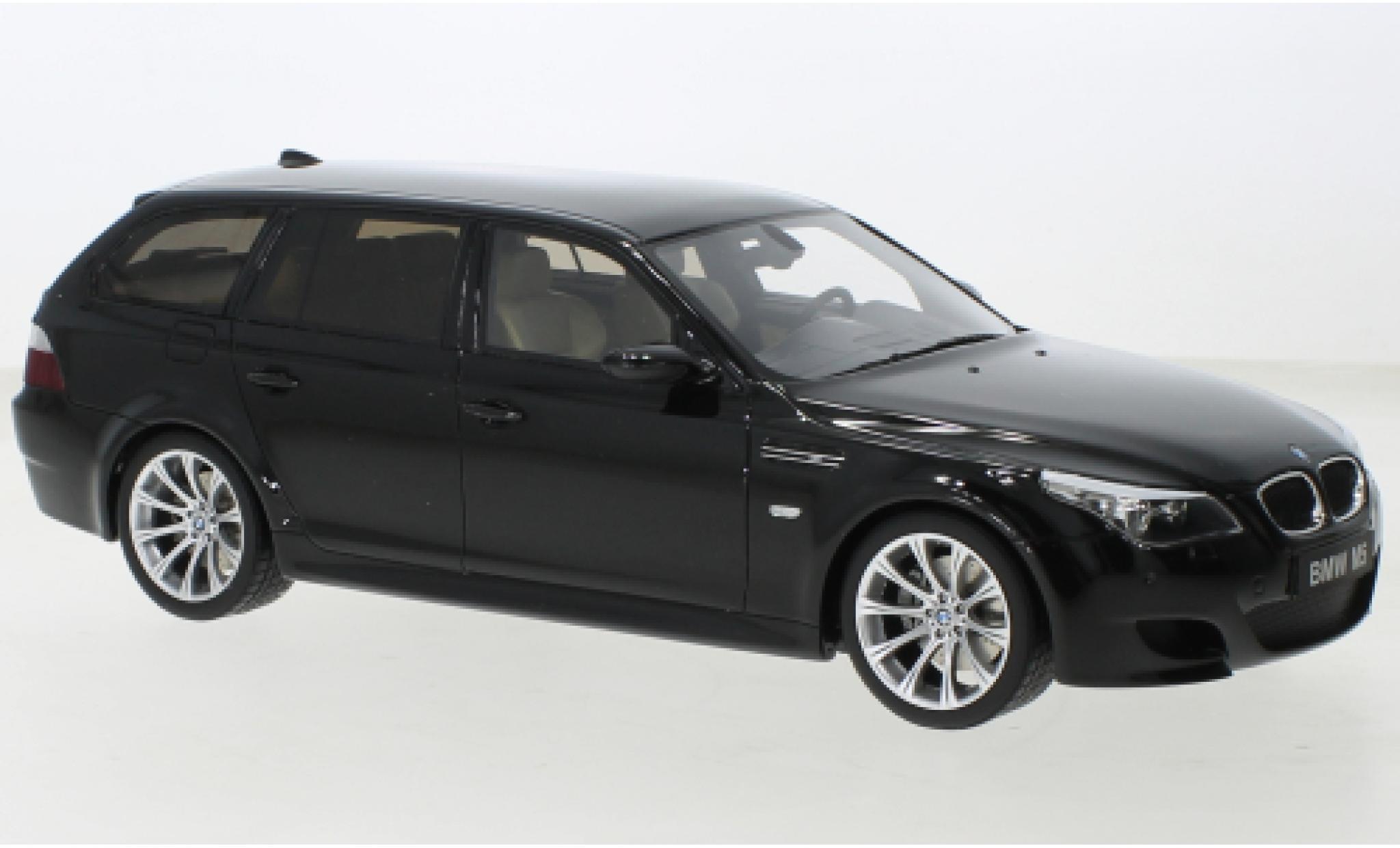 Bmw M5 1/18 Ottomobile (E61) Touring nero 2004 modellino in miniatura