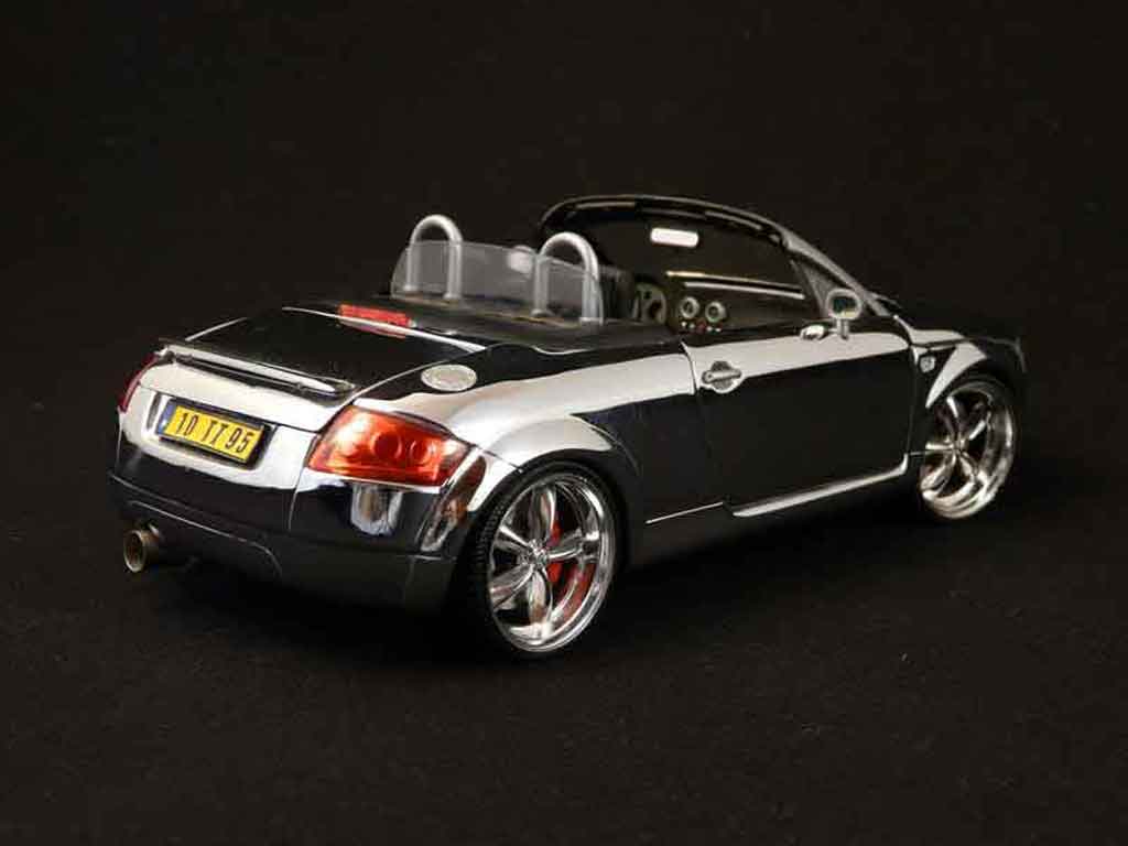 Audi TT Roadster 1/18 Maisto Roadster shinning full chrome modellino in miniatura