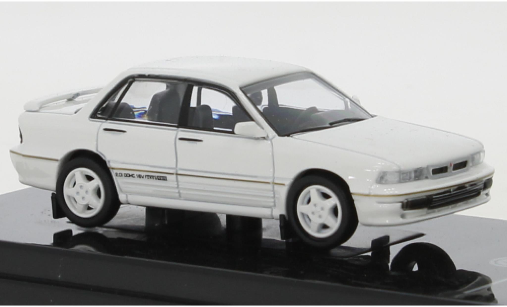 Mitsubishi Galant 1/64 Para64 VR4 bianco modellino in miniatura