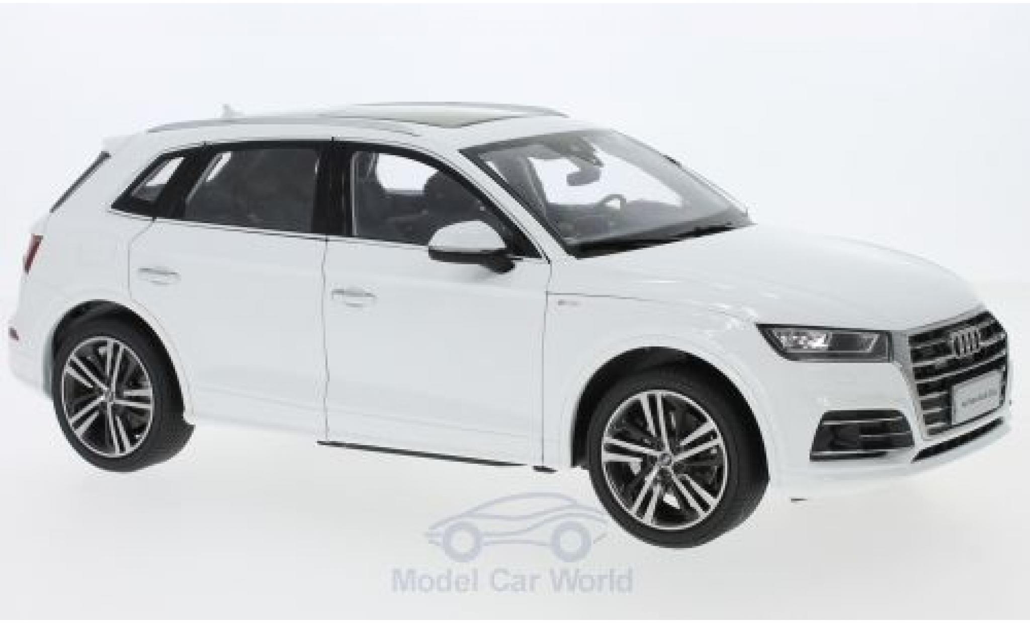 Audi Q5 1/18 Paudi L bianco 2018 modellino in miniatura