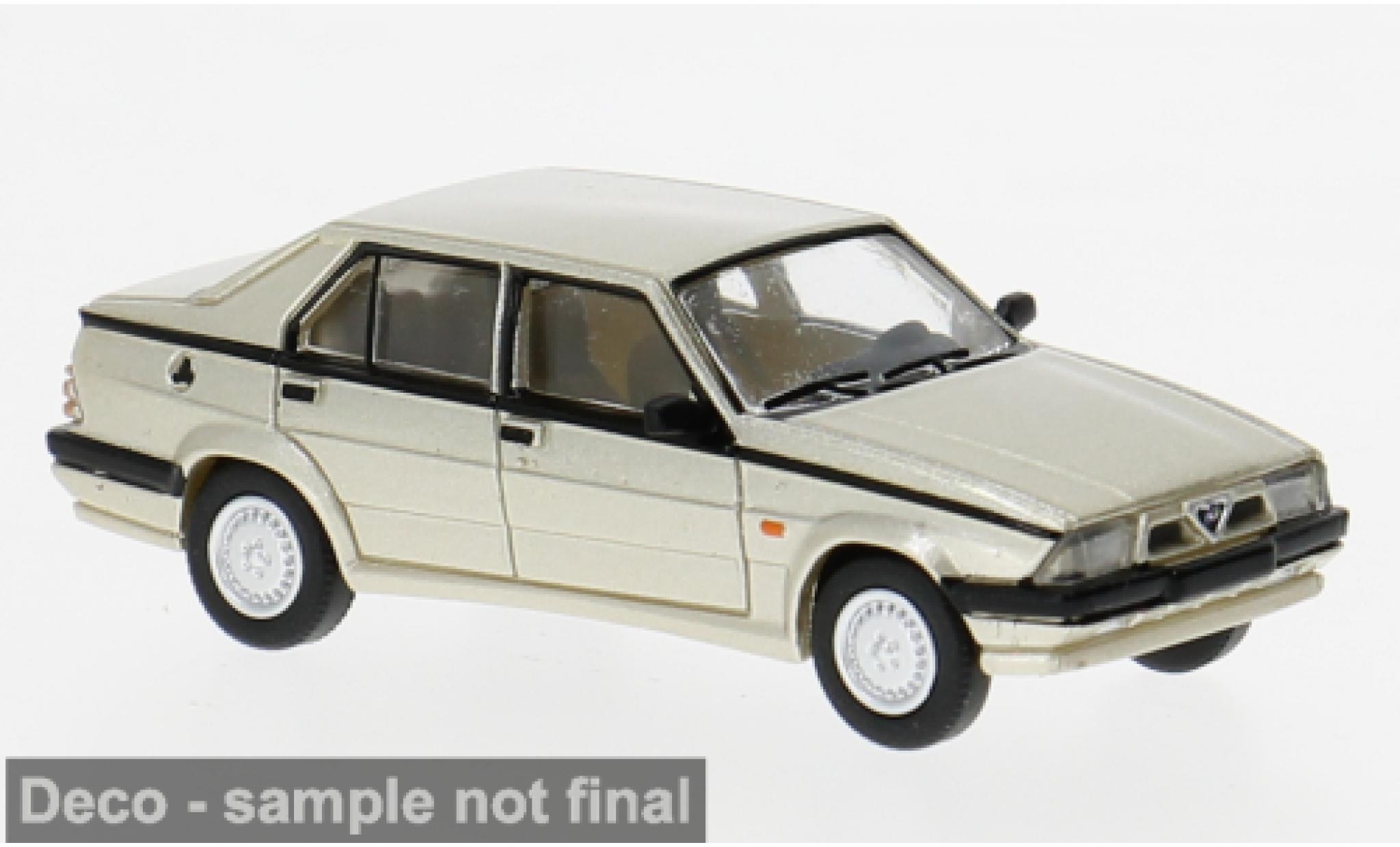 Alfa Romeo 75 PCX87 beige 1988 1:87 modellino in miniatura