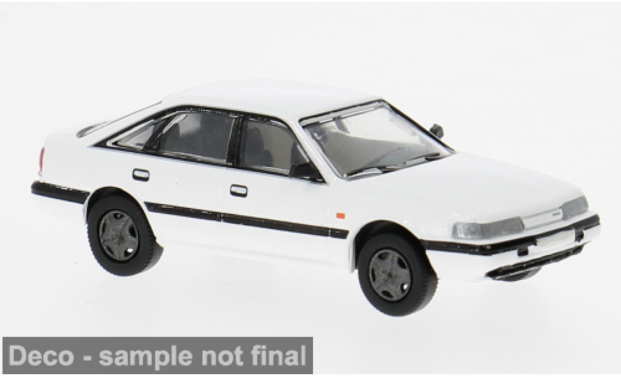 Mazda 6 PCX87 2 weiss 1987 1:87 modellino in miniatura