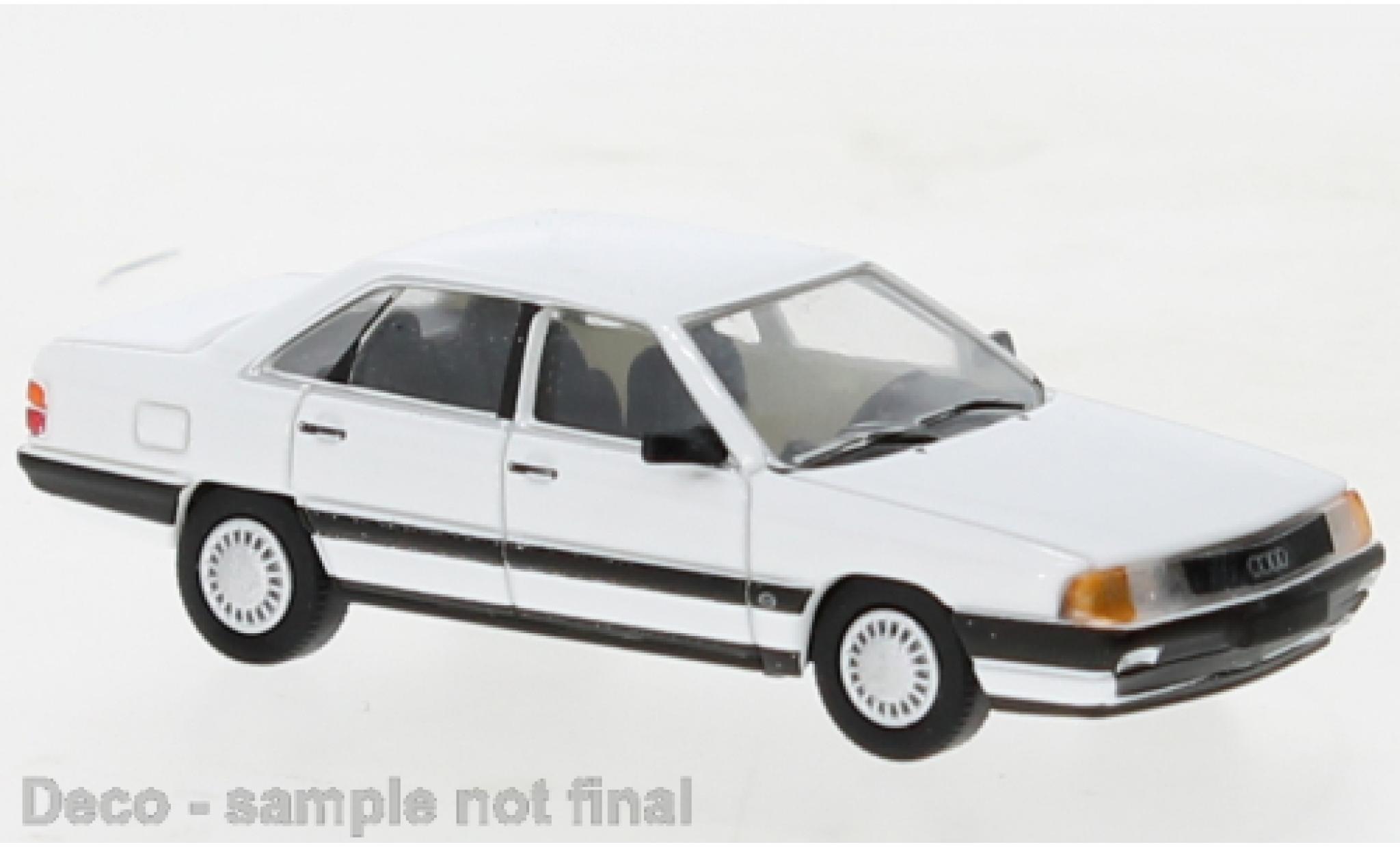 Audi 100 1/87 PCX87 (C3) bianco 1982 modellino in miniatura
