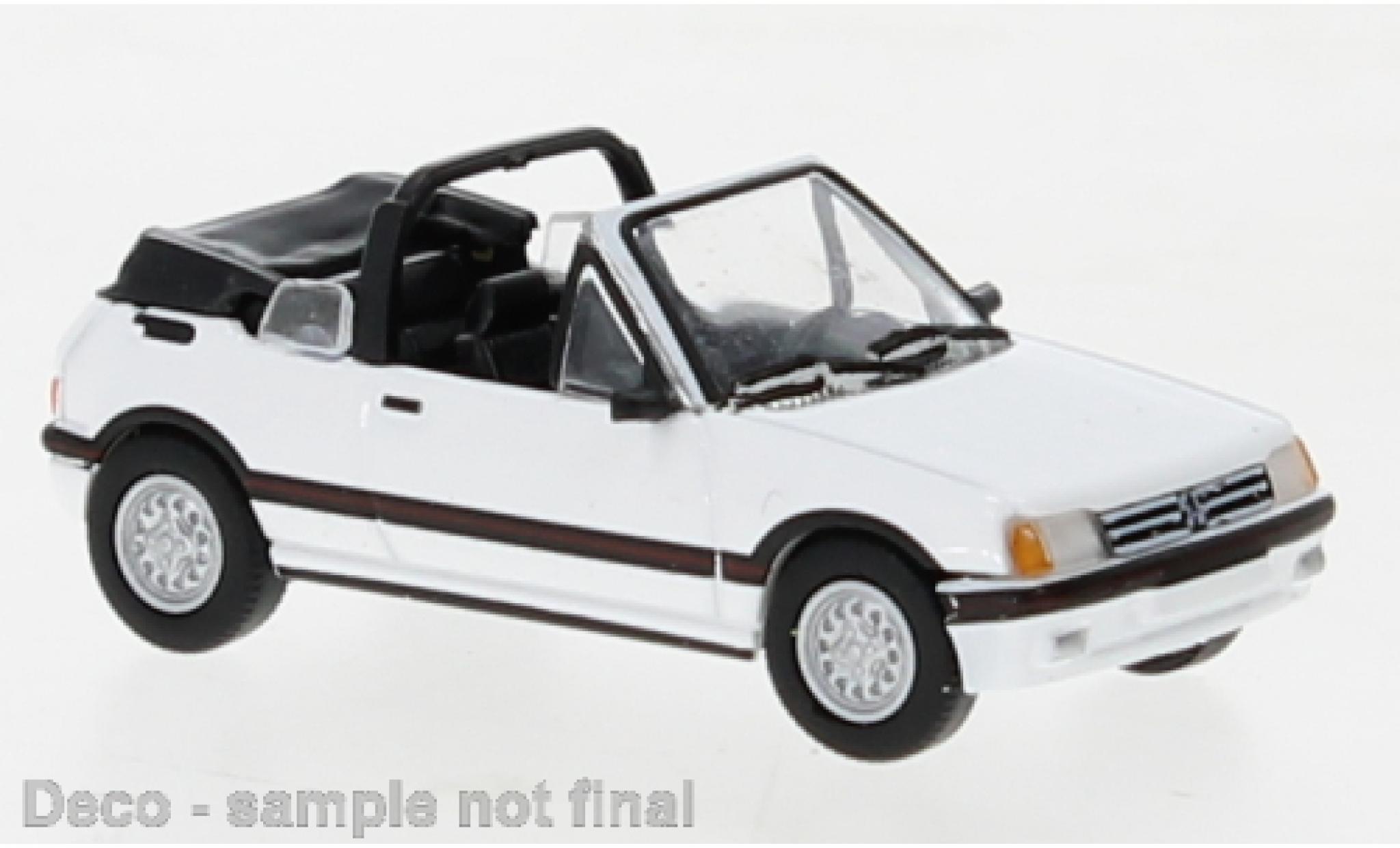 Peugeot 205 1/87 PCX87 cabriolet bianco 1986 modellino in miniatura