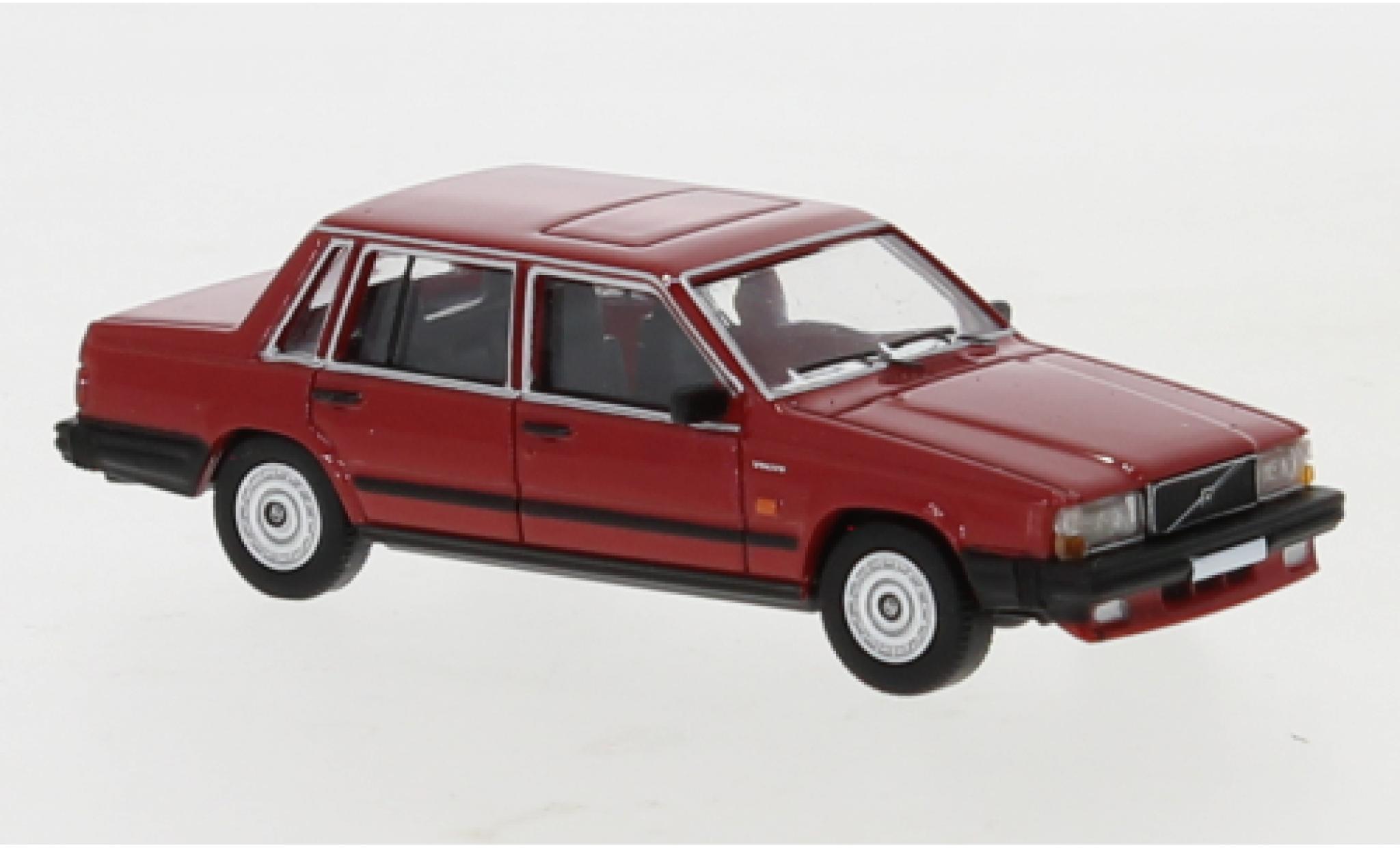 Volvo 740 1/87 PCX87 rosso 1984 modellino in miniatura