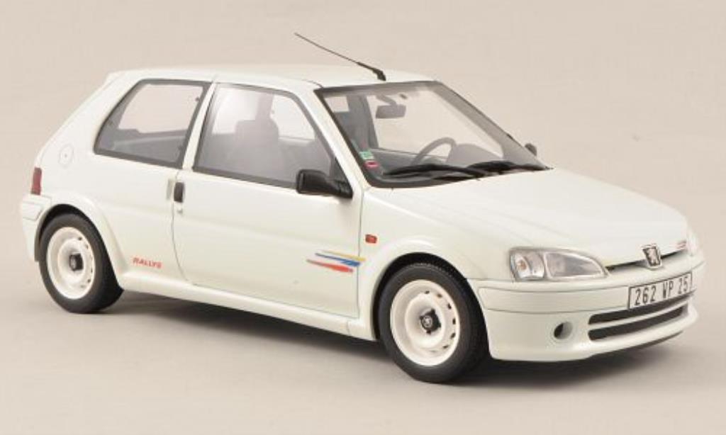 Peugeot 106 Rallye 1/18 Ottomobile Rallye Phase 2 bianco modellino in miniatura