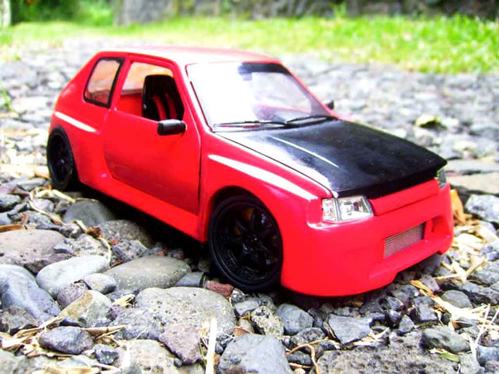 Peugeot 205 GTI 1/18 Solido 1.9 Rouge Vallelunga GTI kit carrosserie gtr tuning modellino in miniatura
