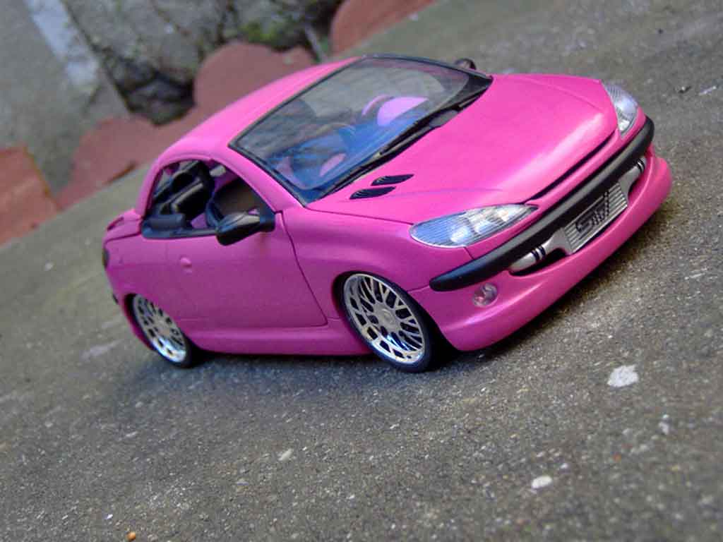 Peugeot 206 CC 1/18 Gate CC pink satine jantes bbs tuning modellino in miniatura