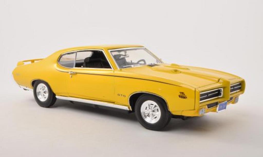 Pontiac GTO 1/18 Motormax Judge giallo 1969 modellino in miniatura