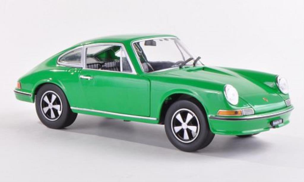 Porsche 911 S 1/24 WhiteBox S 2.4 grun 1972 modellino in miniatura
