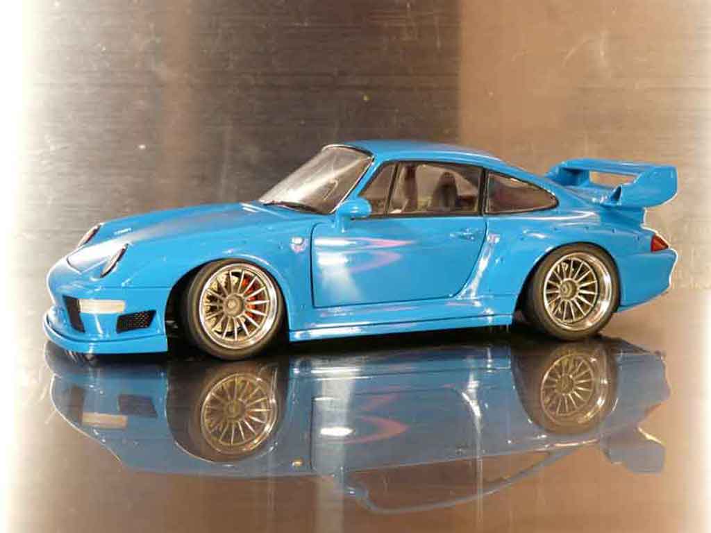 Porsche 993 GT2 1/18 Ut Models GT2 street project tuning modellino in miniatura