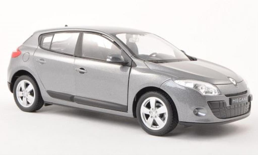 Renault Megane 1/24 Welly grigio 2009 modellino in miniatura