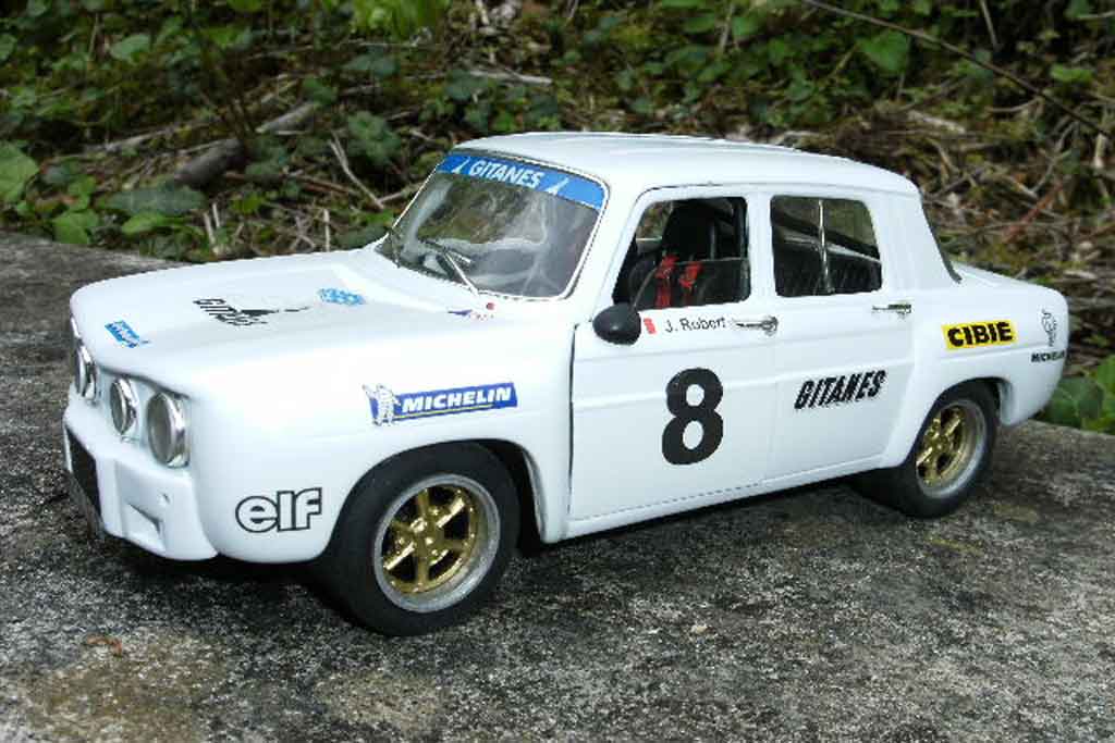 Renault 8 Gordini 1/18 Solido Gordini bianco jantes larges et kit carrosserie dinacar