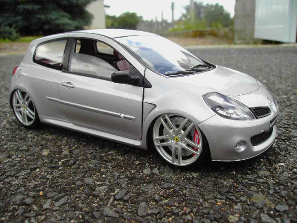 Renault Clio 3 RS 1/18 Solido 3 RS grigio jantes ferrari f430