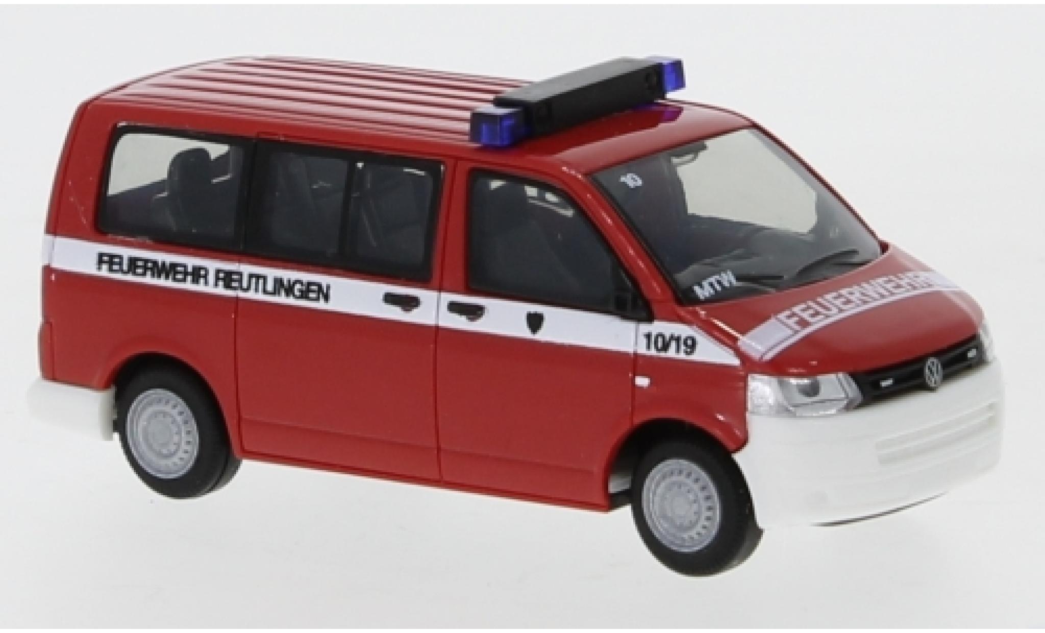 Volkswagen T5 1/87 Rietze Feuerwehr Reutlingen 2010 modellino in miniatura