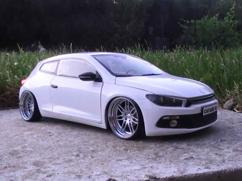 Volkswagen Scirocco 1/18 Norev 3 r bianco jantes 19 pouces tuning modellino in miniatura