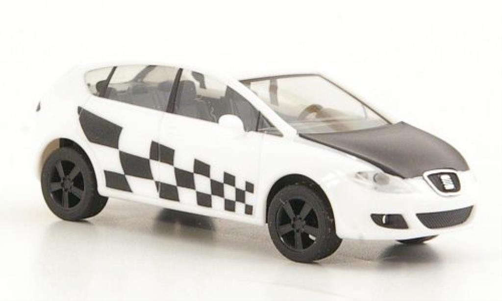 Seat Leon 1/87 Herpa Showcar bianco/mattnero modellino in miniatura