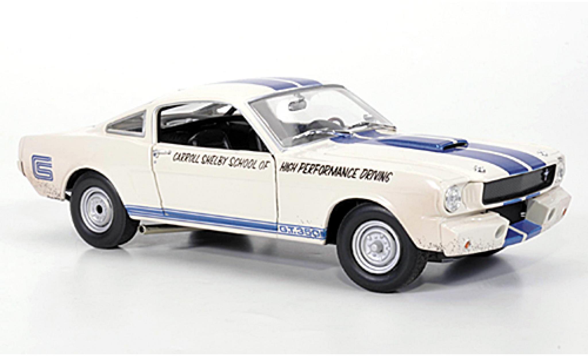 Shelby GT 1/24 M2 Machines 350 weiss/m #0 1:24 modellino in miniatura