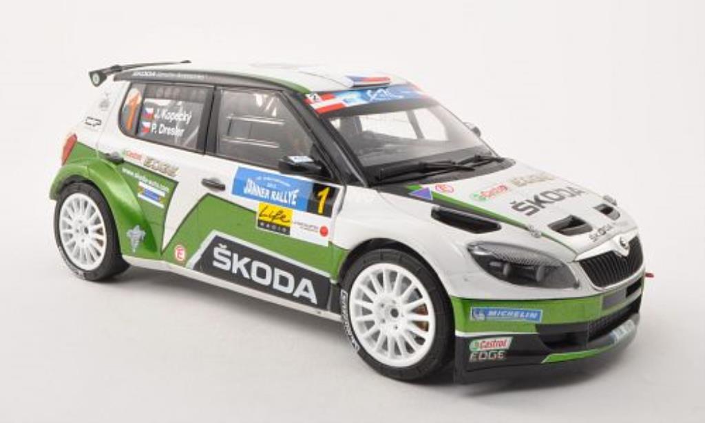 Skoda Fabia S2000 1/18 Abrex S2000 No.1 Janner Rally 2013 /P.Dresler modellino in miniatura