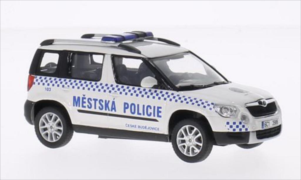 Skoda Yeti 1/43 Abrex Mestska Policie modellino in miniatura