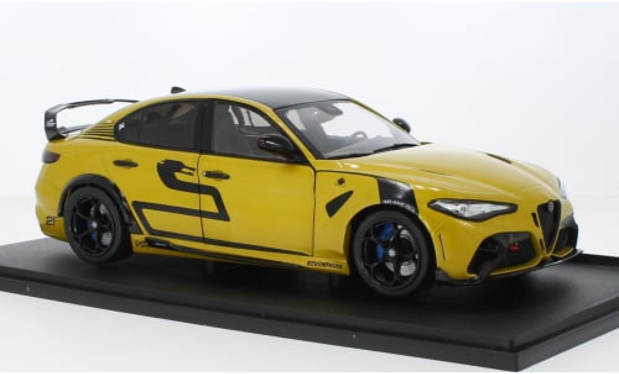 Alfa Romeo Giulia 1/18 Solido GTAM metallise gelb 2022 1:18 modellino in miniatura