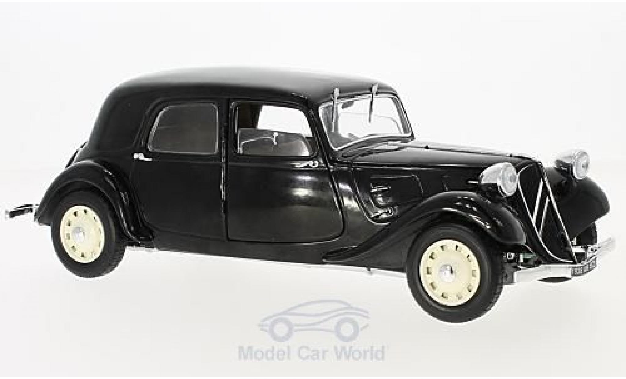 Citroen Traction 1/18 Solido 11 CV nero 1937 modellino in miniatura