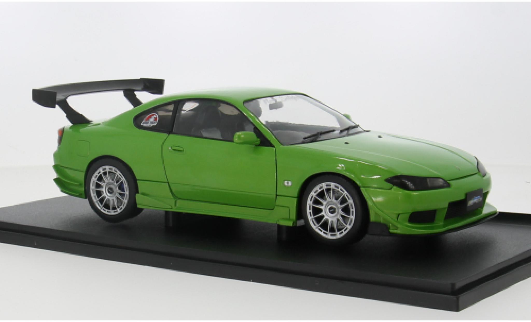 Nissan Silvia 1/18 Solido S15 Spec-R Aero grün 1:18 modellino in miniatura