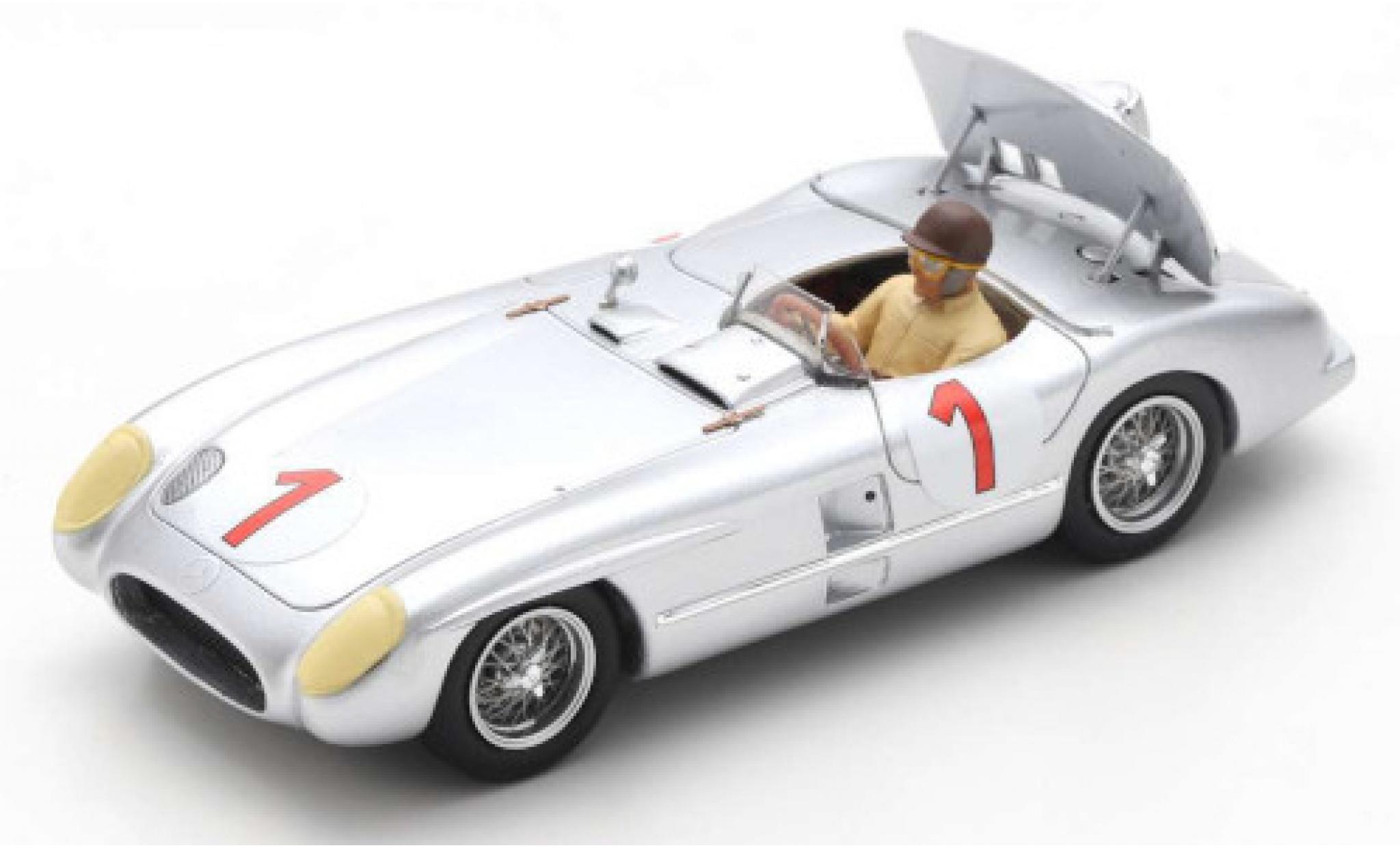 Mercedes 300 1/43 Spark SLR No.1 GP Kristianstad 1955 J.M.Fangio modellino in miniatura