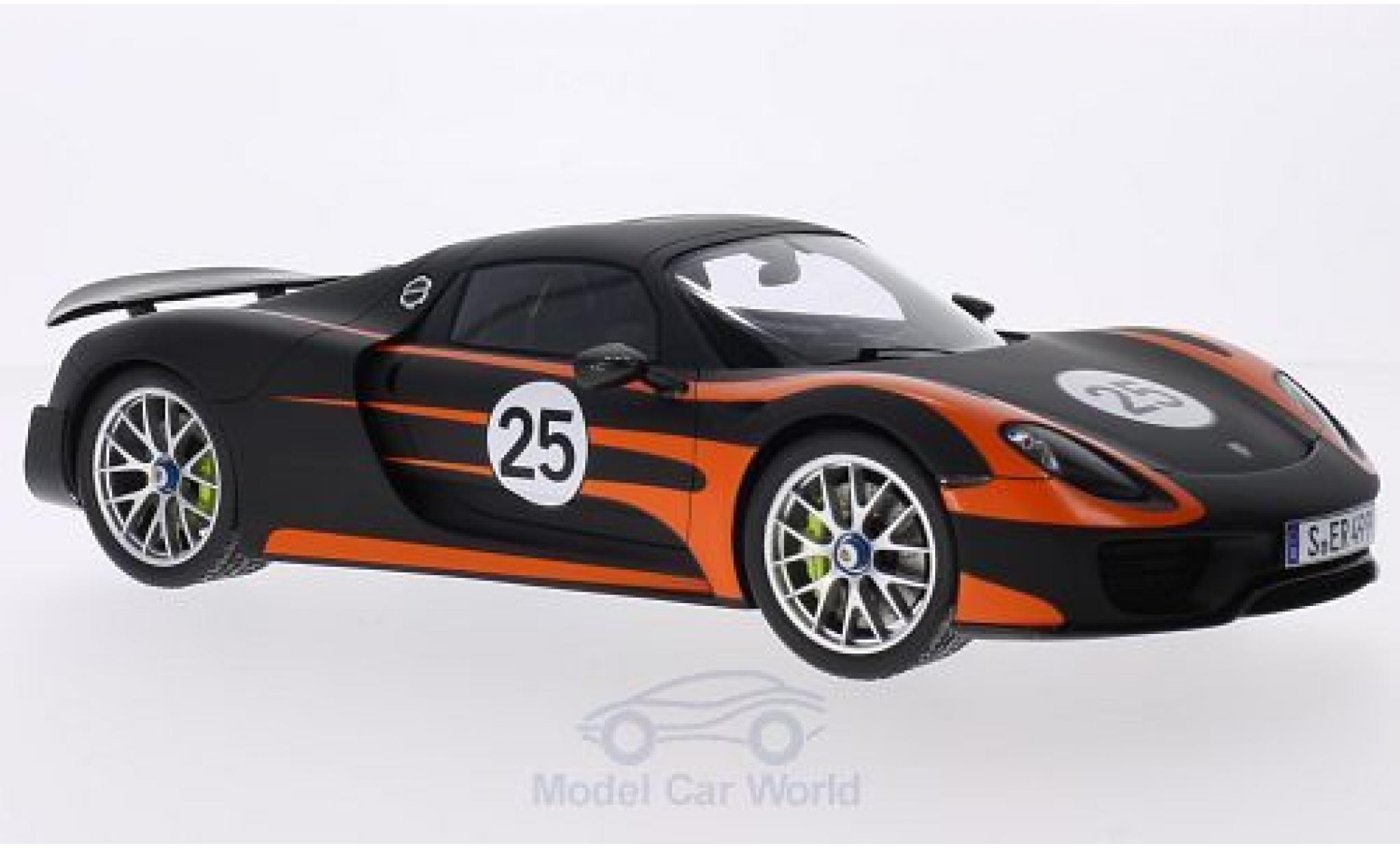 Porsche 918 1/18 Spark Spyder nero/orange Weissach-Paket modellino in miniatura