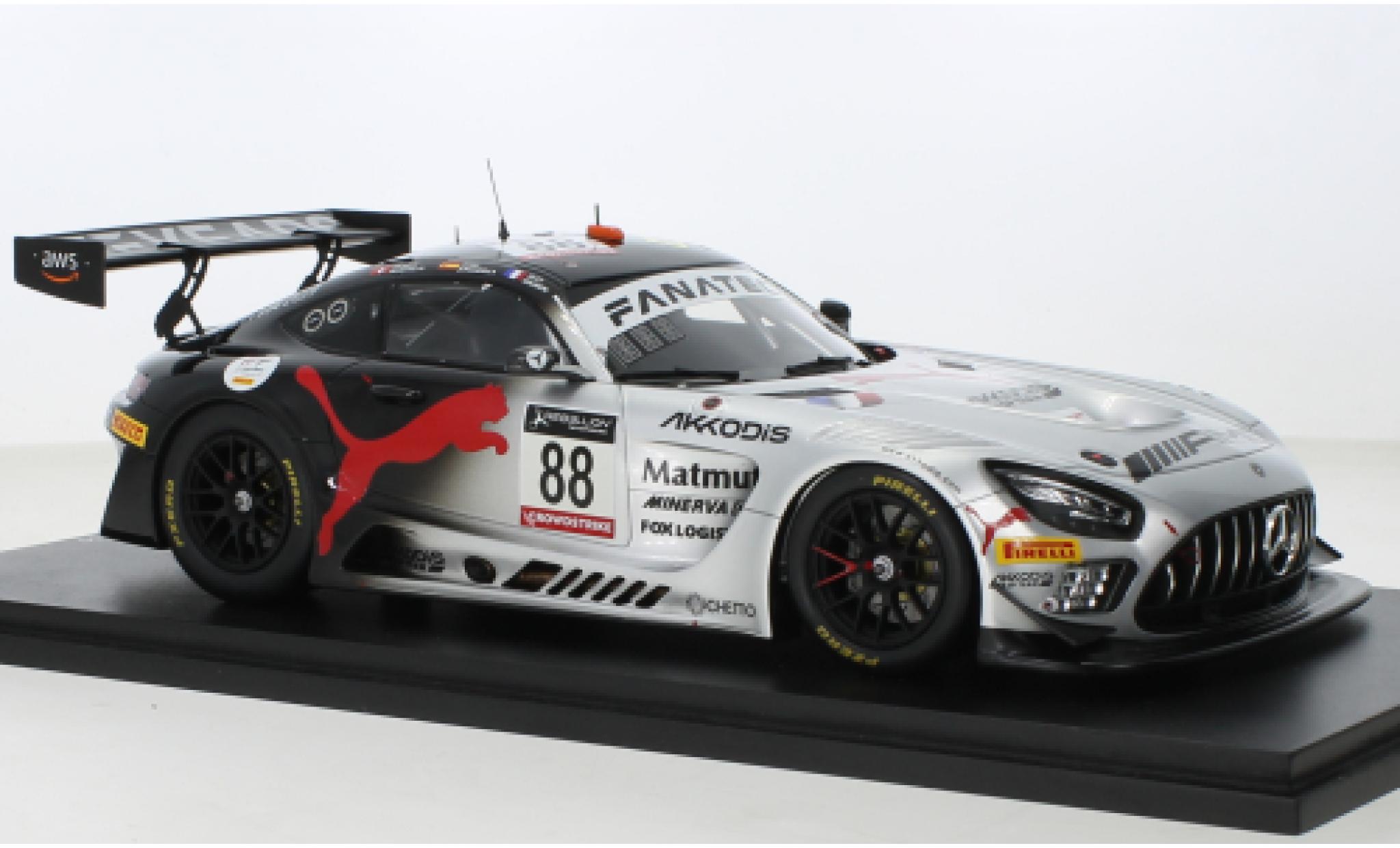 Mercedes AMG GT 1/18 Spark 3 No.88 AMG Team AKKODIS ASP 24h Spa 2022 modellino in miniatura