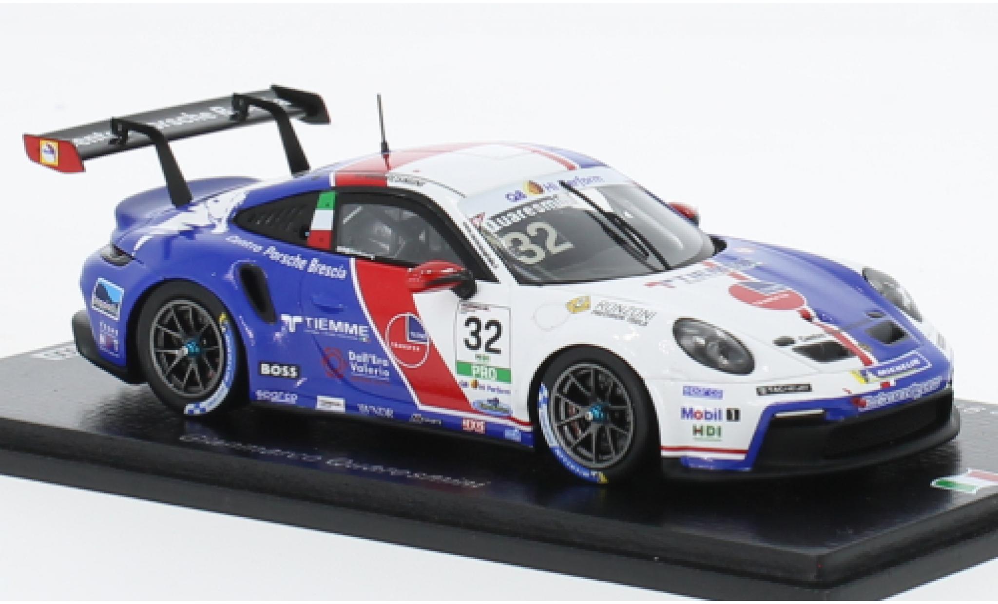 Porsche 991 GT3 Cup 1/43 Spark 911  No.32 Carrera Cup Italia 2022 modellino in miniatura
