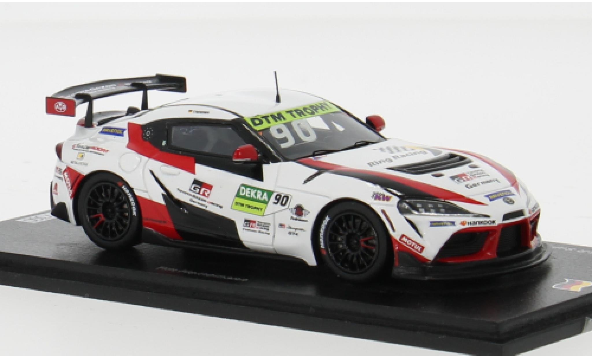 Aston Martin V8 Vantage GT4 1/43 Spark Toyota GR Supra GT4 No.90 DTM Trophy 2022 1:43 modellino in miniatura