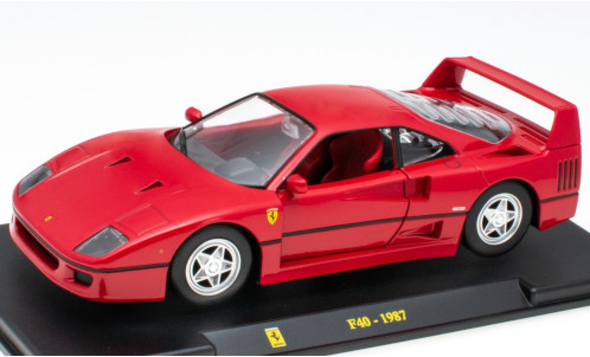 Ferrari F40 1/24 SpecialC rosso 1987 modellino in miniatura