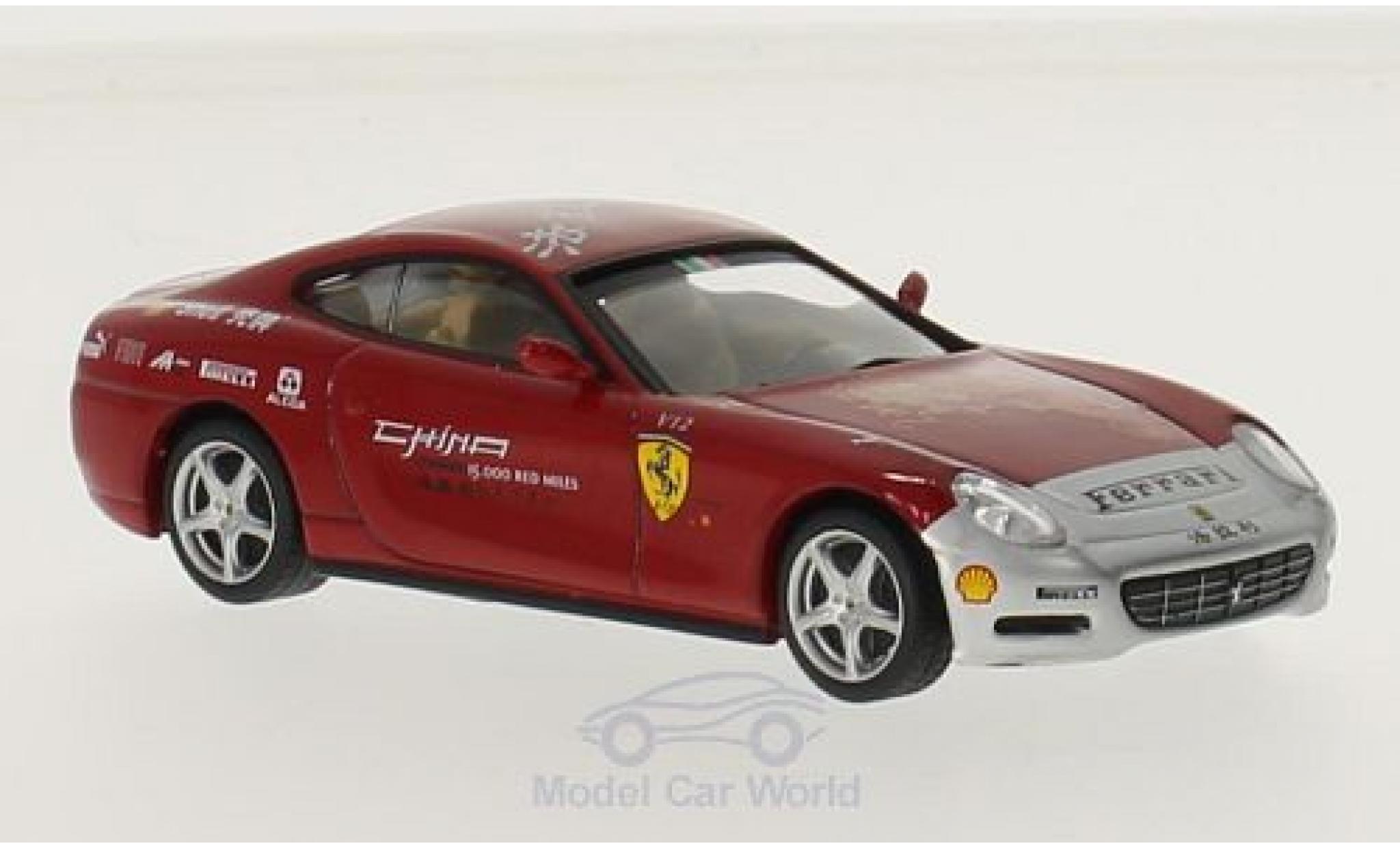 Ferrari 612 1/43 SpecialC Scaglietti rosso China Tour ohne Vitrine modellino in miniatura