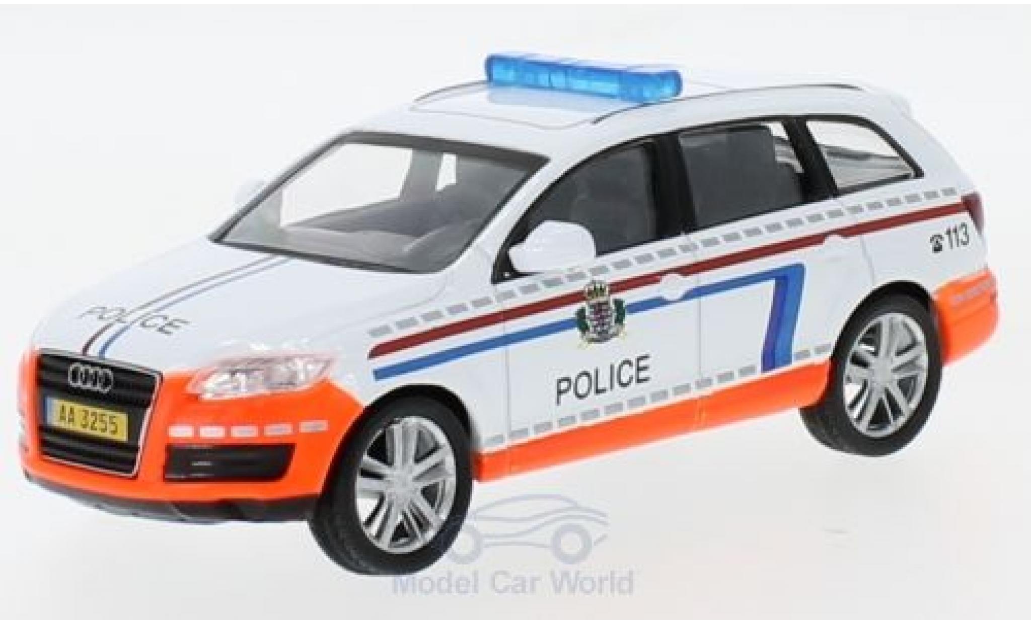 Audi Q7 1/43 SpecialC Police ohne Vitrine modellino in miniatura