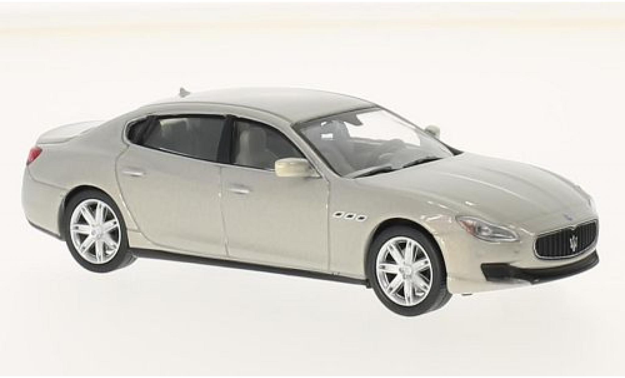 Maserati Quattroporte 1/43 SpecialC GTS metallico grigio sans Vitrine modellino in miniatura