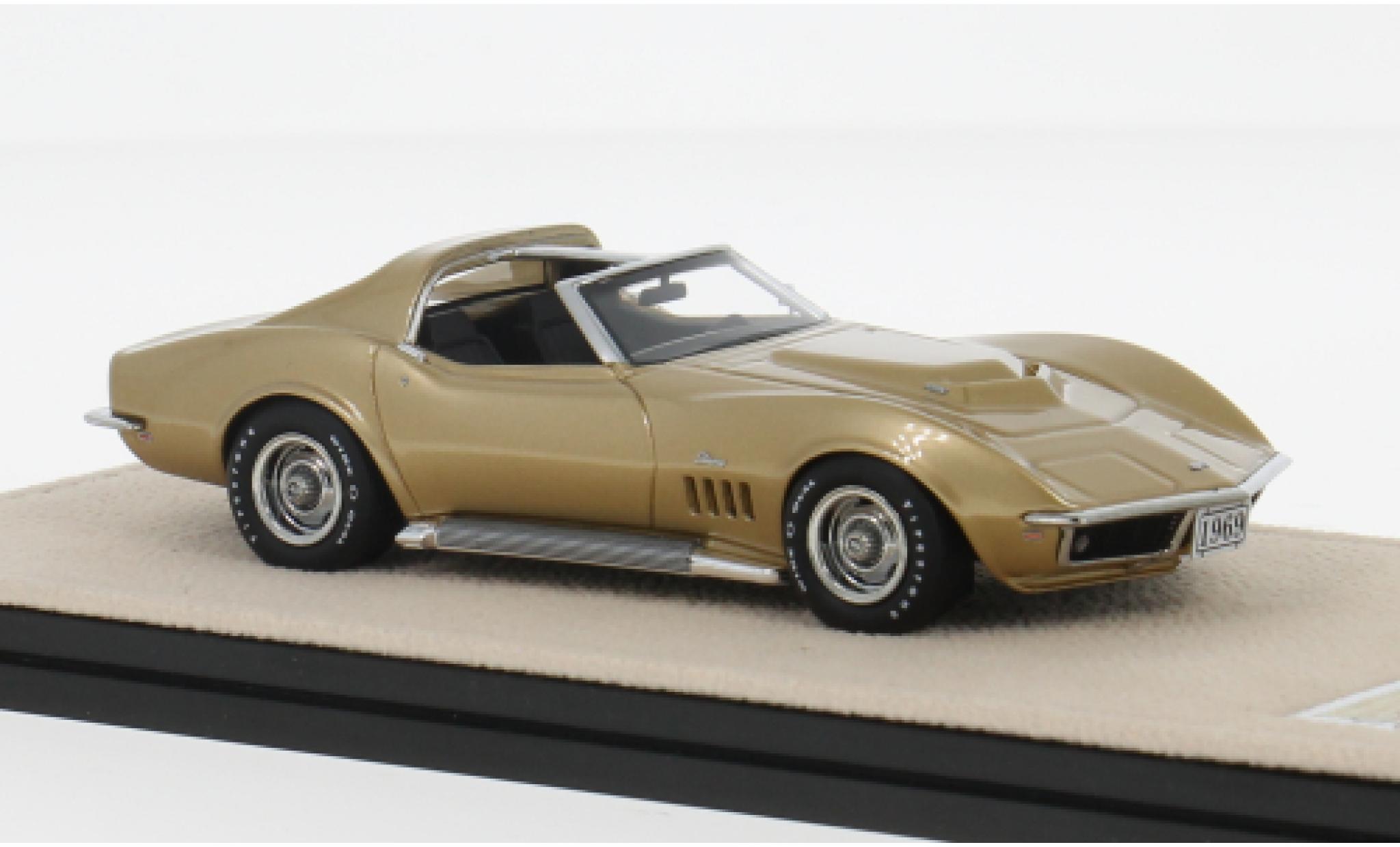 Chevrolet Corvette Stamp Models L88 gold 1969 1:43 modellino in miniatura