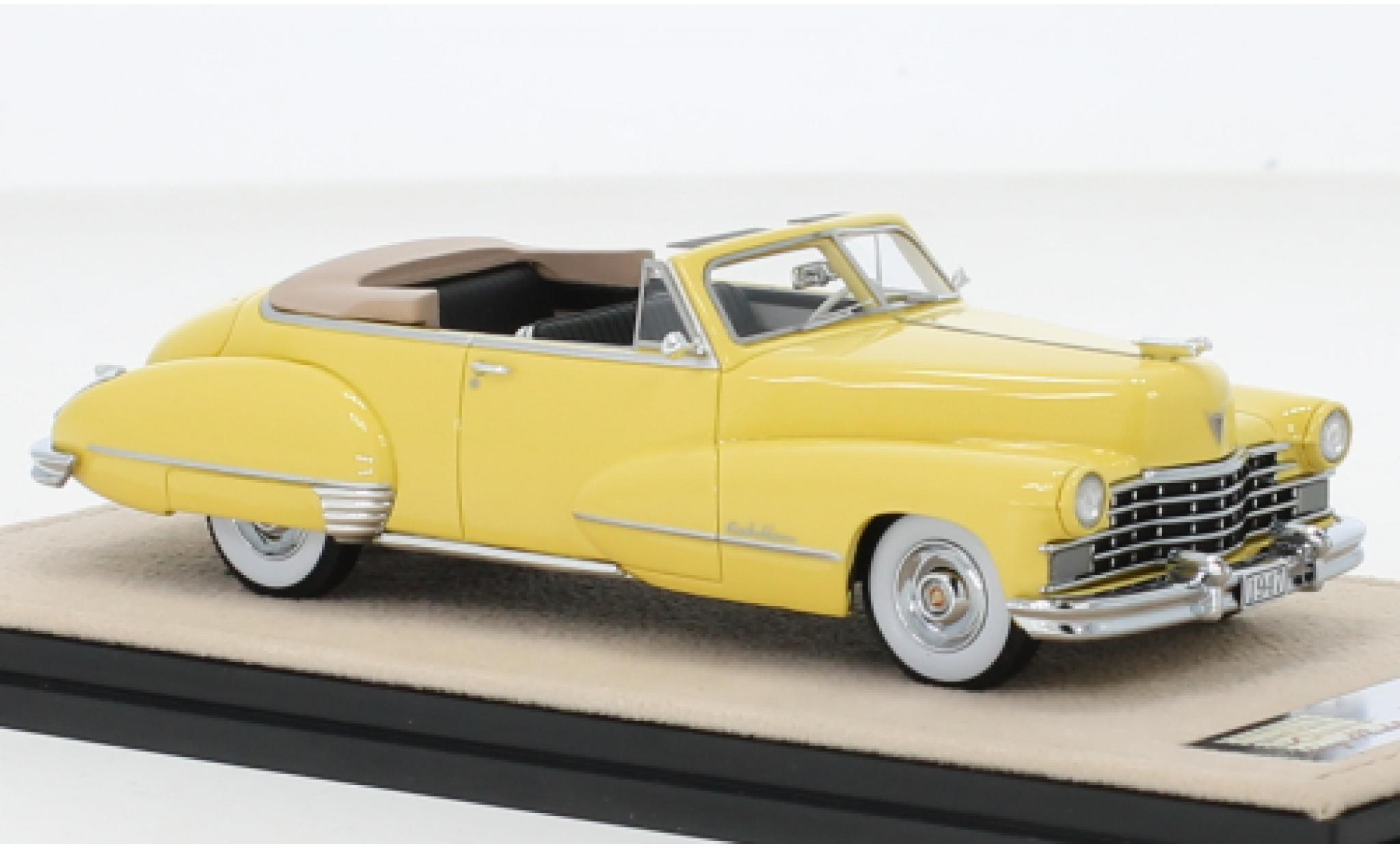 Cadillac Series 62 1/43 Stamp Models Convertibile giallo 1947 modellino in miniatura