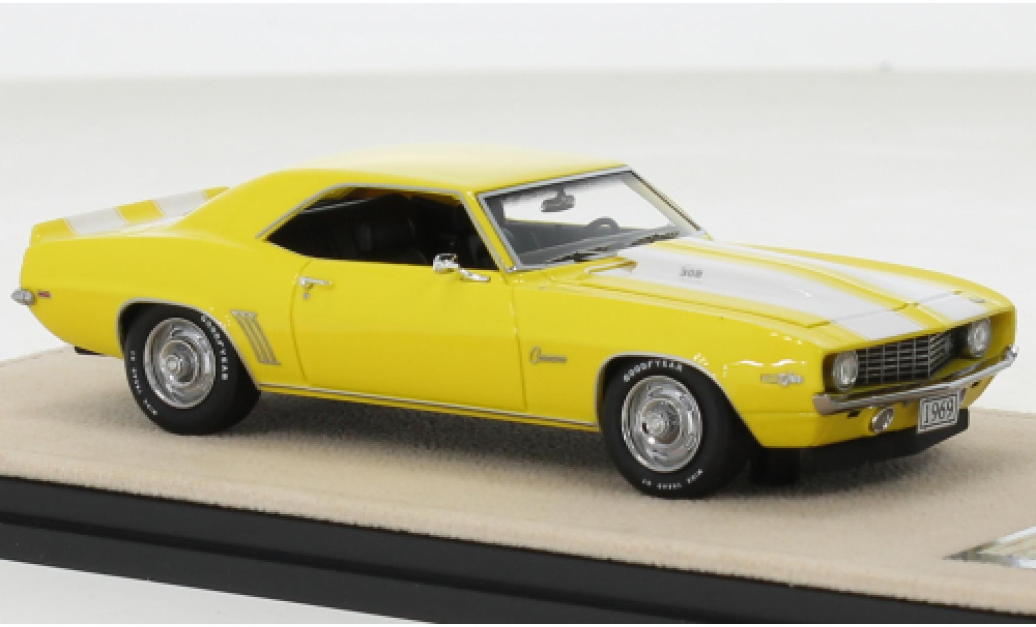 Chevrolet Camaro 1/43 Stamp Models Z28 giallo/bianco 1969 modellino in miniatura