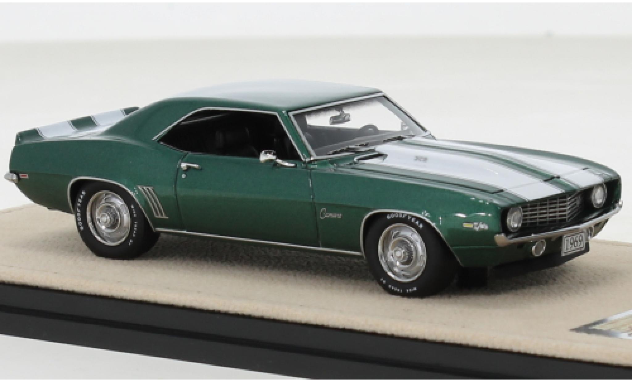 Chevrolet Camaro 1/43 Stamp Models Z28 metallise verde/bianco 1969 modellino in miniatura