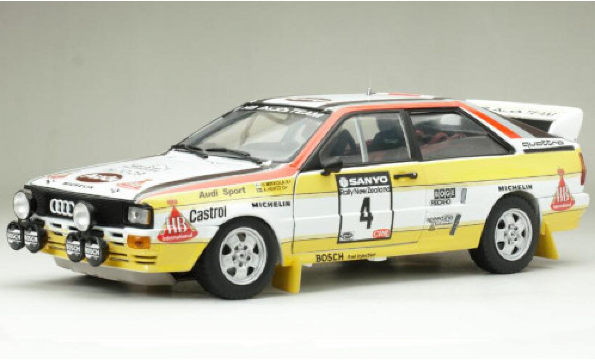 Audi Quattro 1/18 Sun Star A2 No.4 HB Team HB Rally Neuseeland 1984 y compris les Decals H.Mikkola/A.Hertz modellino in miniatura