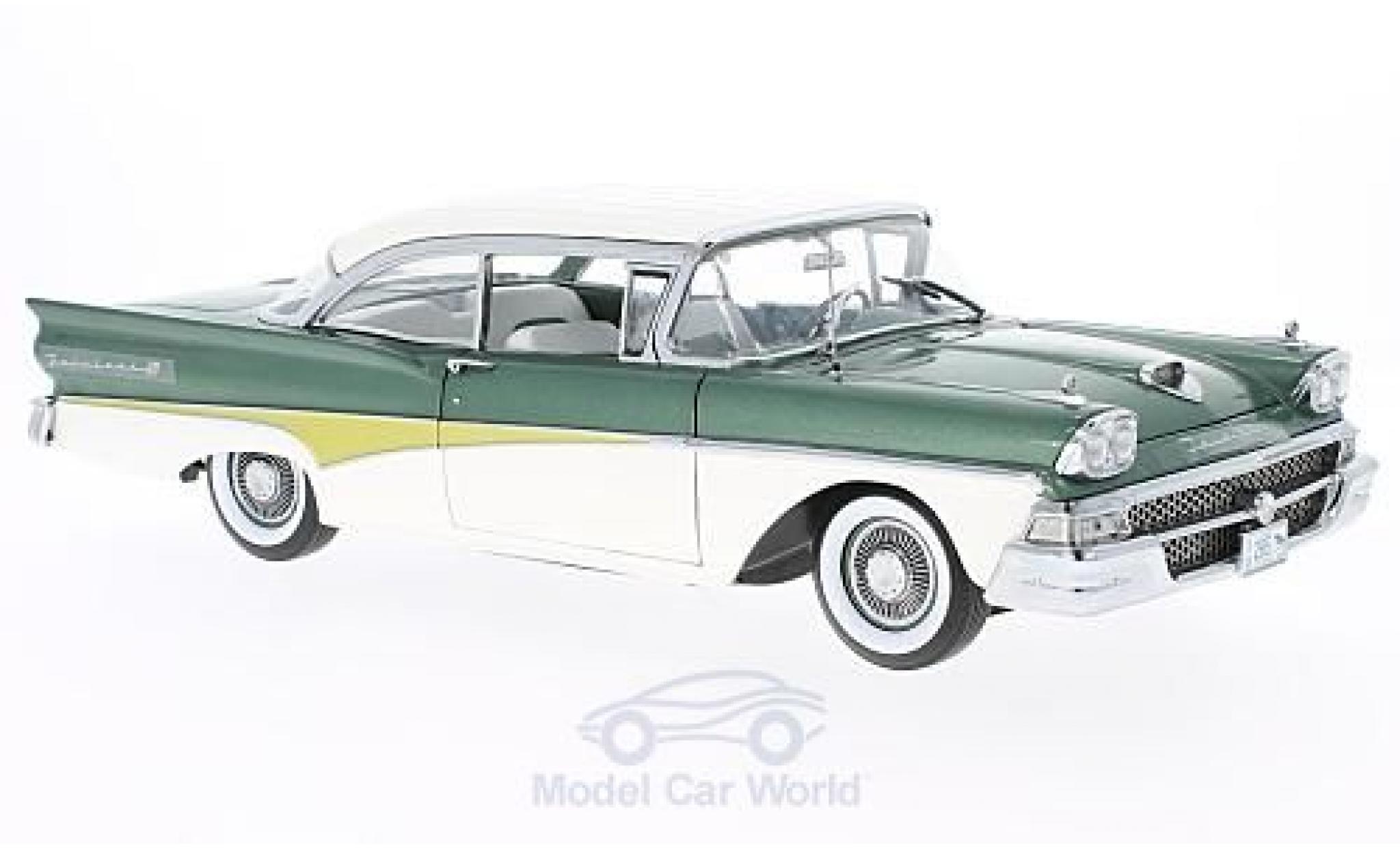 Ford Fairline 1958 1/18 Sun Star Failane 500 HardTop metallico verde/bianco 1958 modellino in miniatura