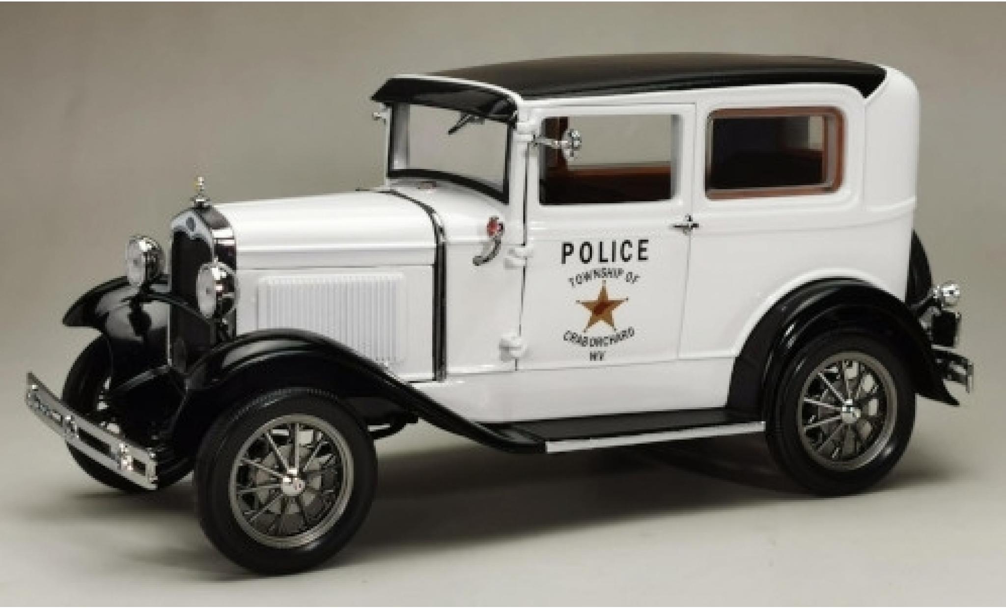 Ford Model A 1/18 Sun Star Tudor bianco/nero West Virginia Police 1931 modellino in miniatura