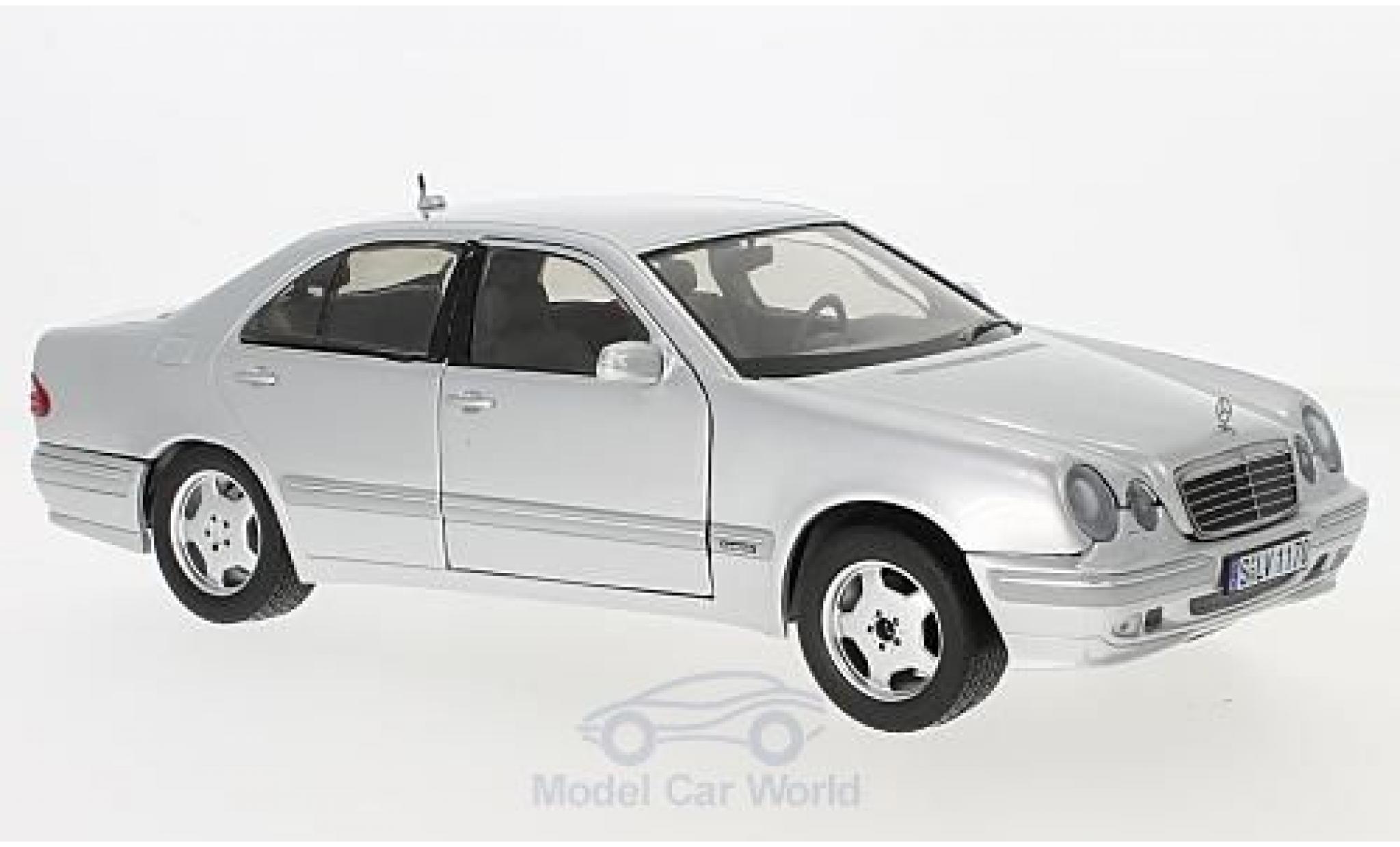 Mercedes Classe E 1/18 Sun Star E320 (W210) grigio modellino in miniatura