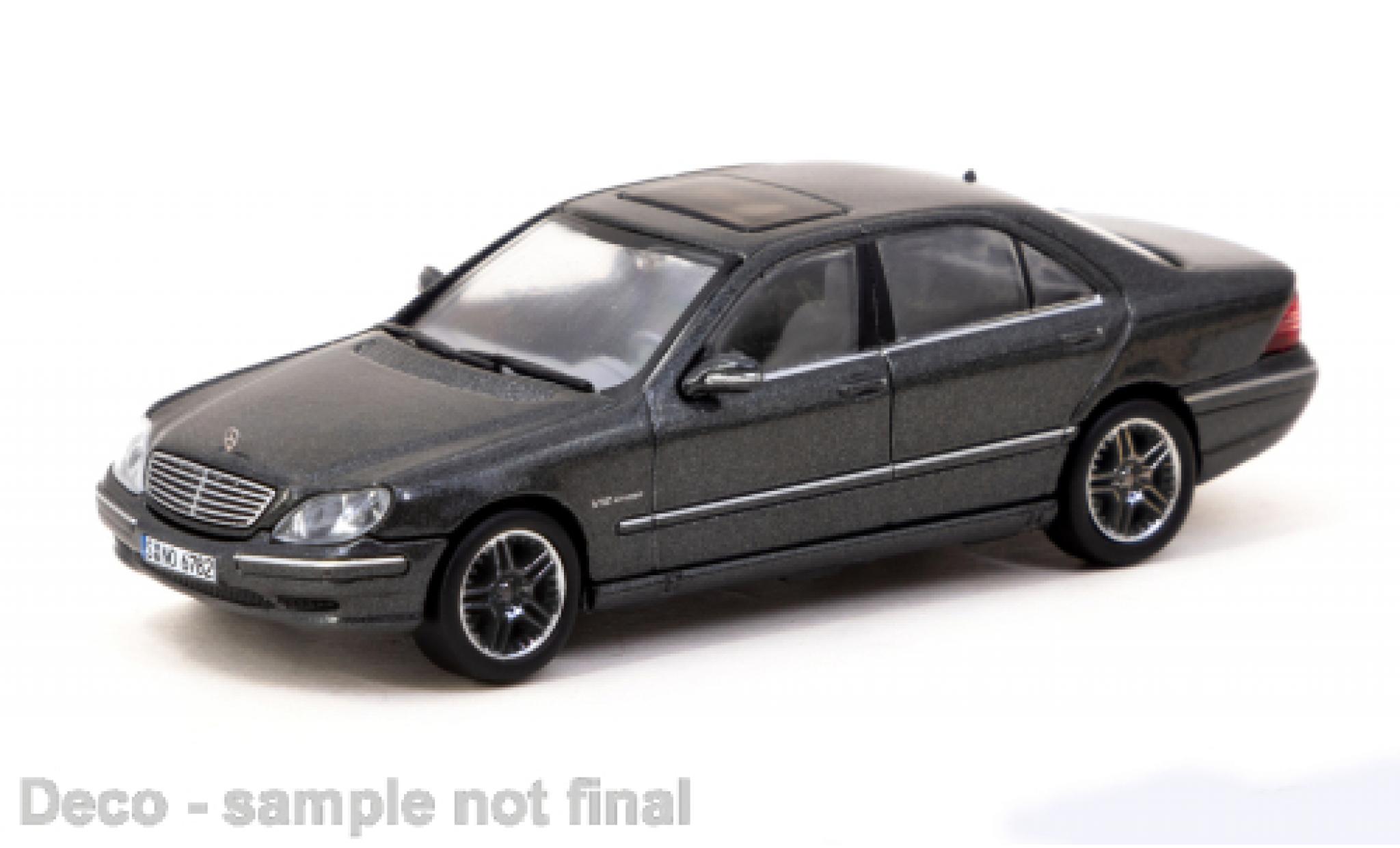 Mercedes Classe S 1/64 Tarmac Works S65 AMG metallise grau modellino in miniatura