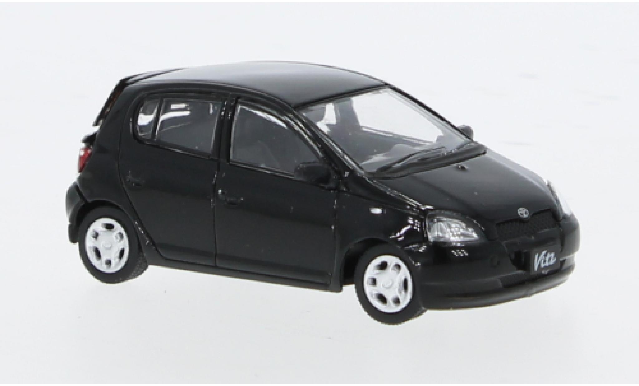 Toyota Yaris 1/64 BM Creations schwarz 1:64 modellino in miniatura