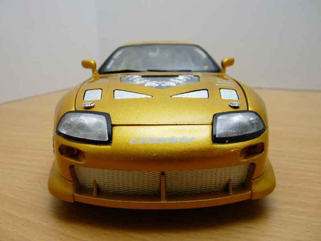 Toyota Supra 1/18 Ertl fast and furious 2 modellino in miniatura